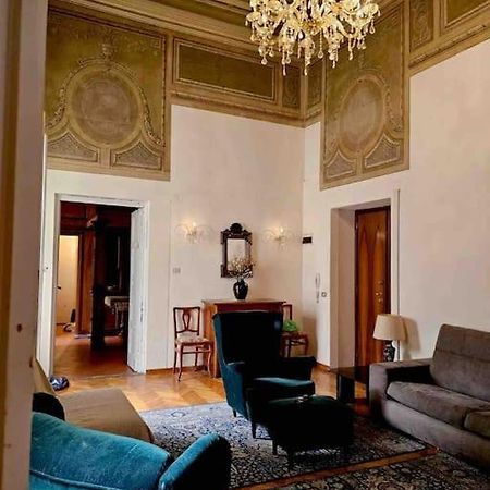 Appartamento Storico Nel Centro Флоренция Экстерьер фото